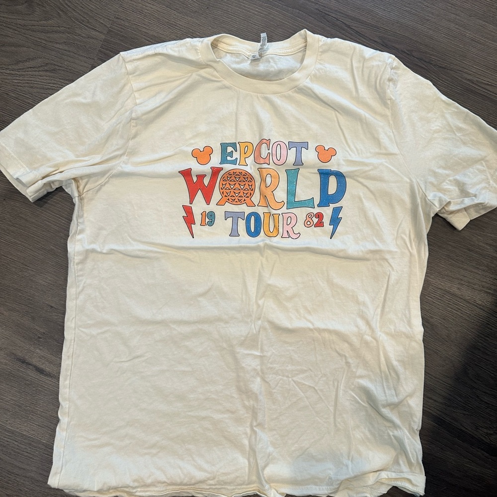 Disney Epcot T-shirt